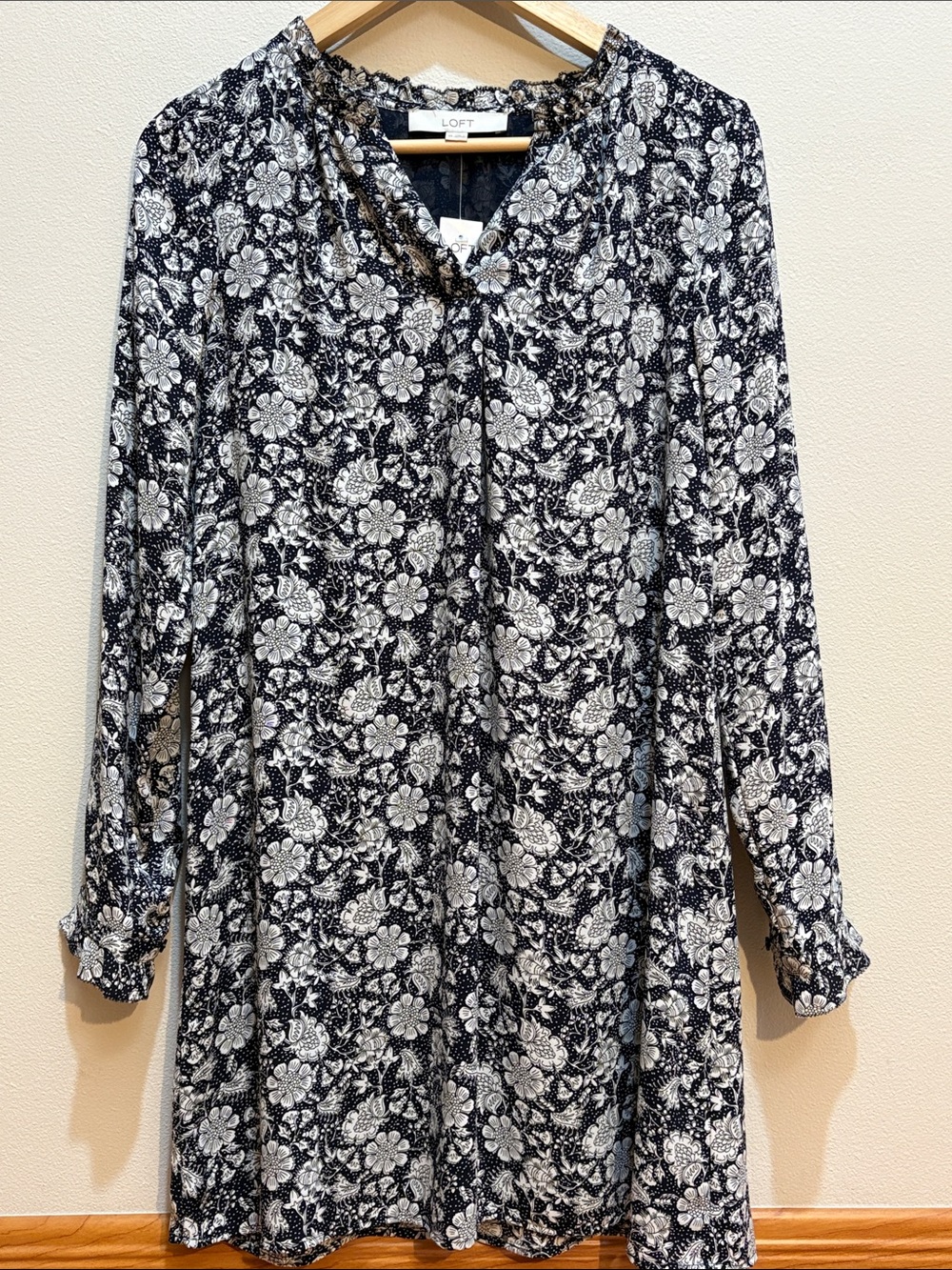 LOFT Black or Dark Blue & White Floral V-Neck Tunic Dress